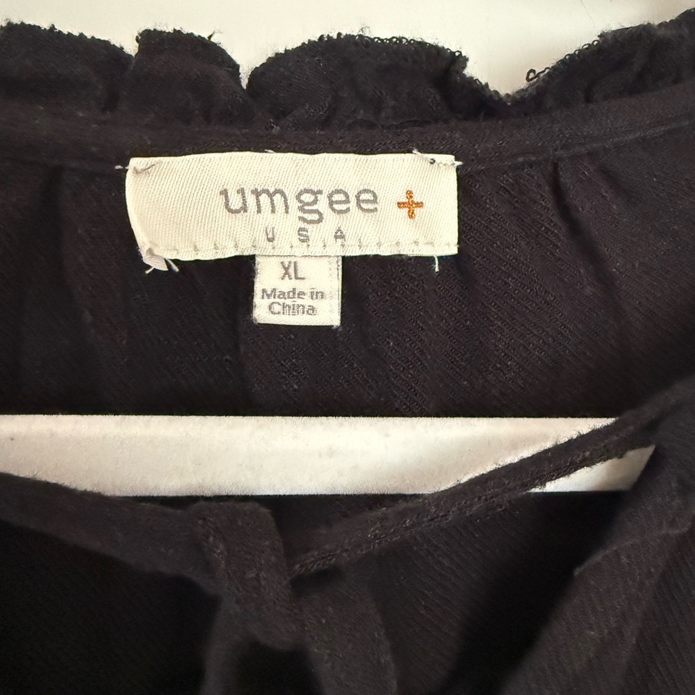 Umgee Black Ruffle Blouse - Picture 4 of 5